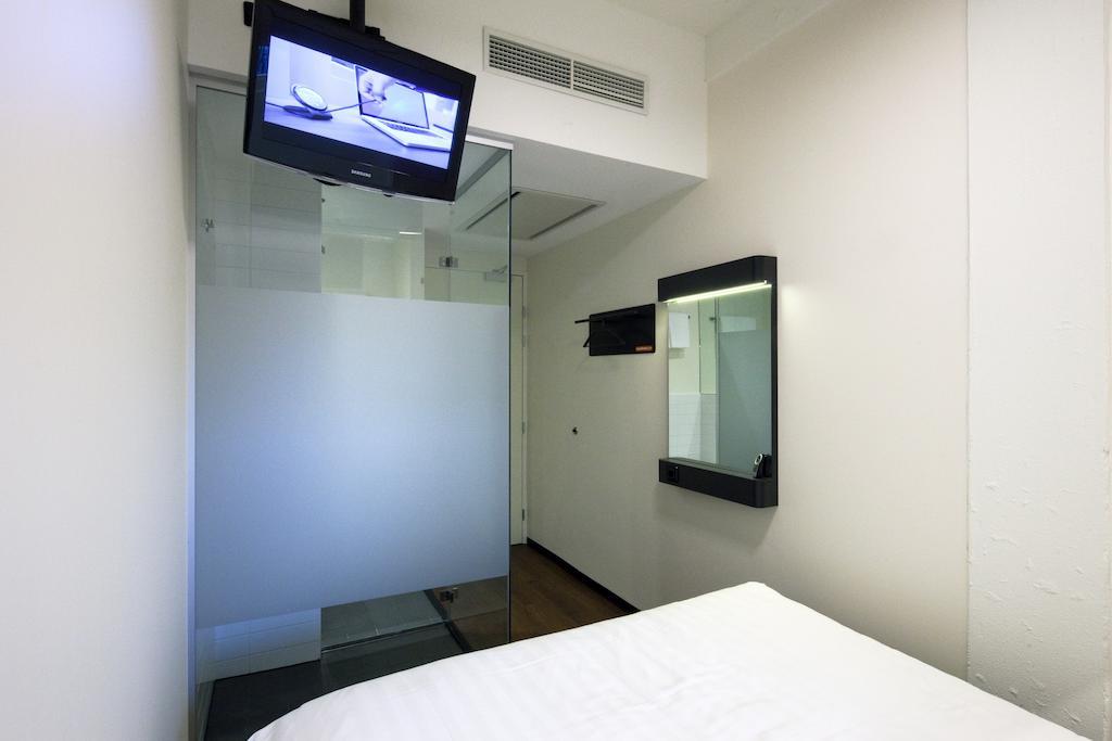 Easyhotel Amsterdam City Centre South Exterior foto