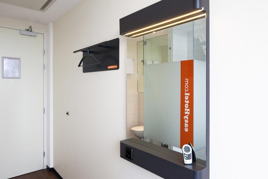 Easyhotel Amsterdam City Centre South Exterior foto
